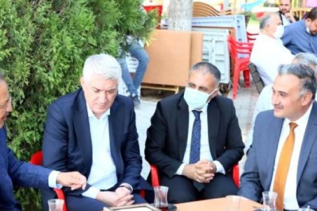 ÖZHASEKİ, DEVELİ DE YEREL YÖNETİMLER İSTİŞARE TOPLANTISI YAPTI