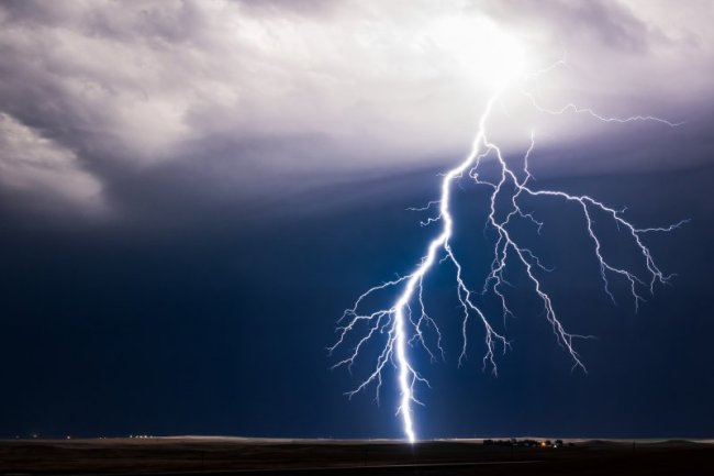 YEŞİLYURT CAMİSİ ONARILARAK İBADETE AÇILDI.